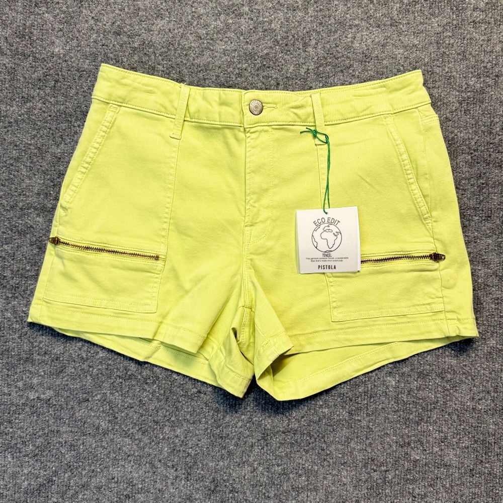Pistola Mid Rise Soft Denim Shorts Limeade Green NWT Size 29 Zipper Pockets - Picture 1 of 8